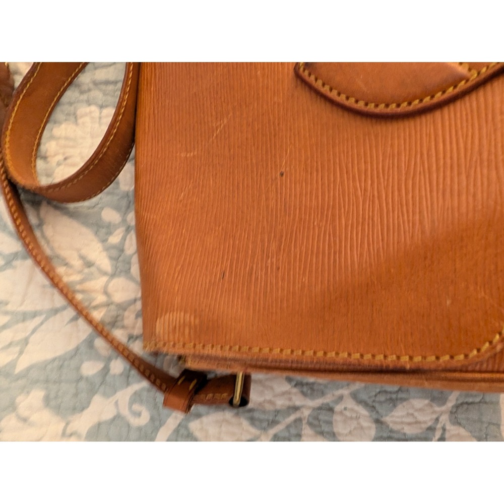 Louis Vuitton Cartouchiere MM Tan Epi Leather Crossbody Bag Vintage Messenger - Picture 5 of 16